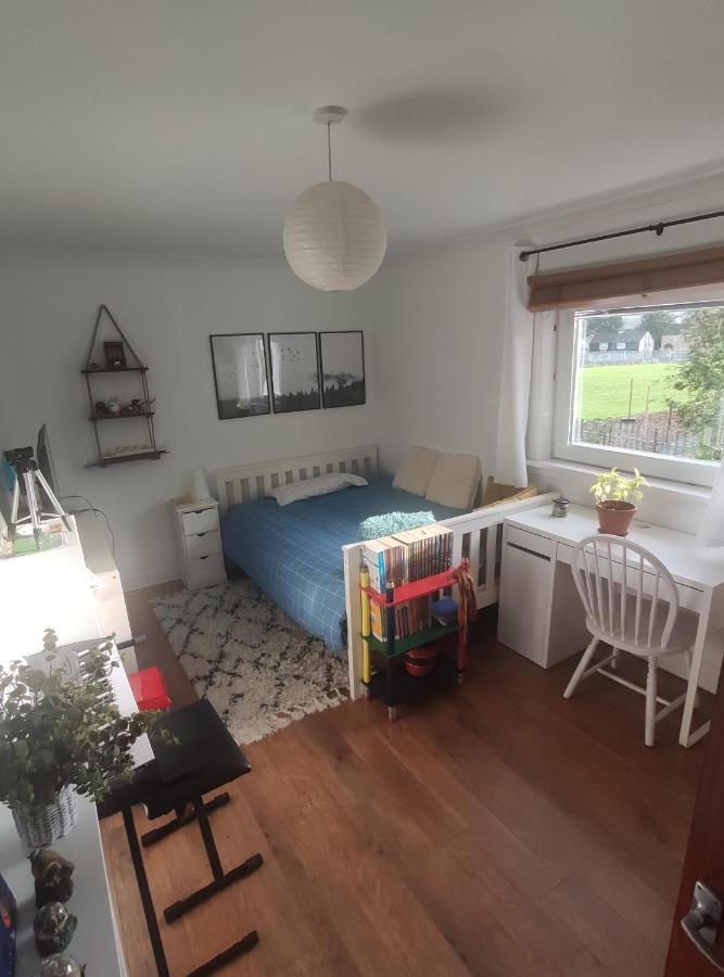 Single Bedroom In Quiet Neighbourhood Alloggio in famiglia *