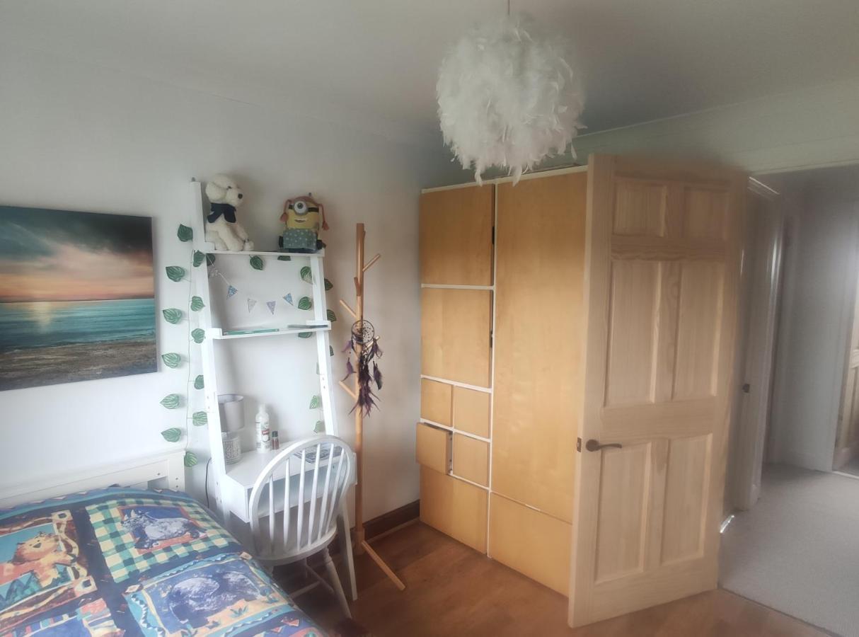 Alloggio in famiglia Single Bedroom In Quiet Neighbourhood Glasgow